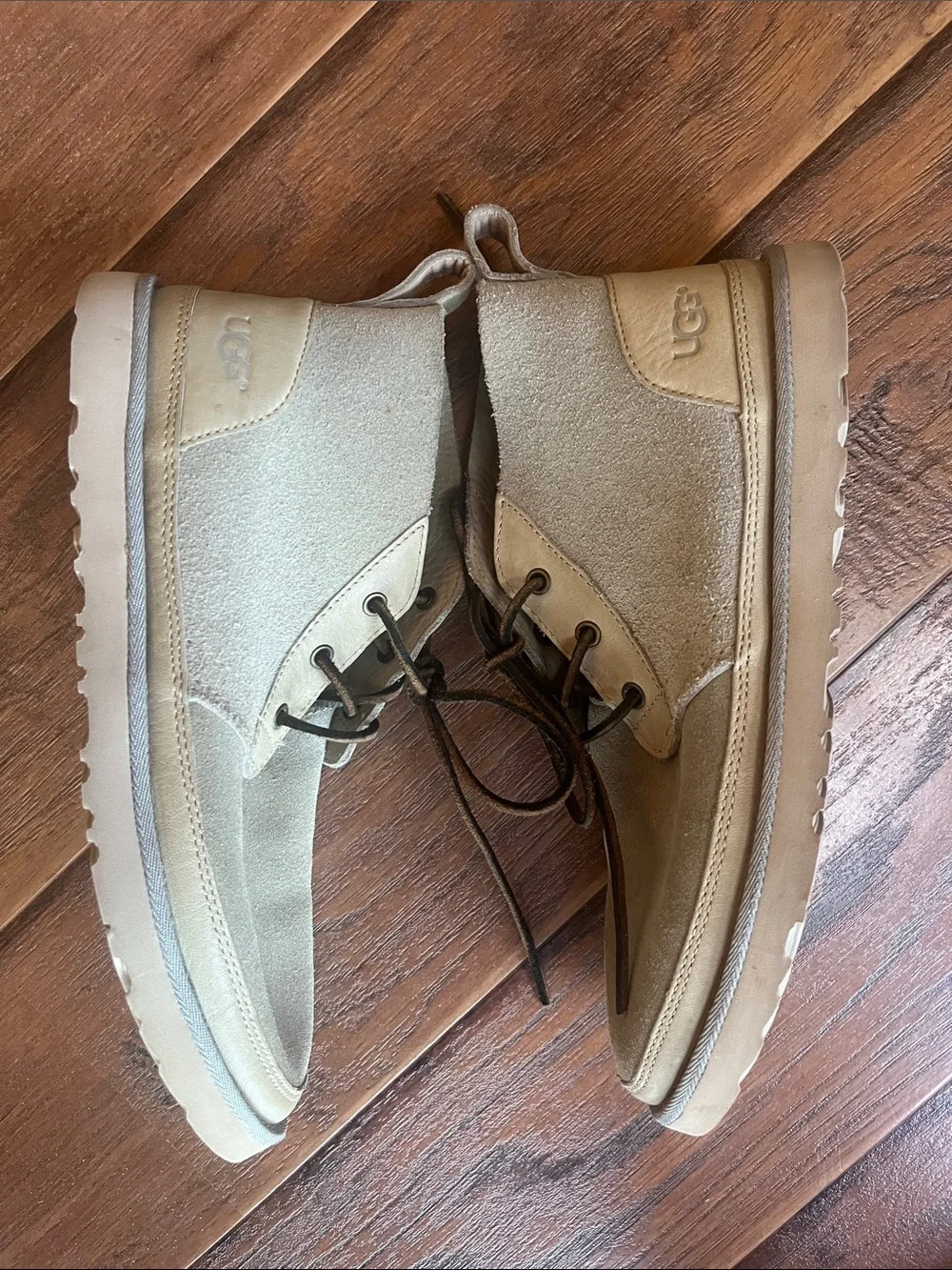 UGG Men's Suede Chukka Boots in Light Beige - Size 9